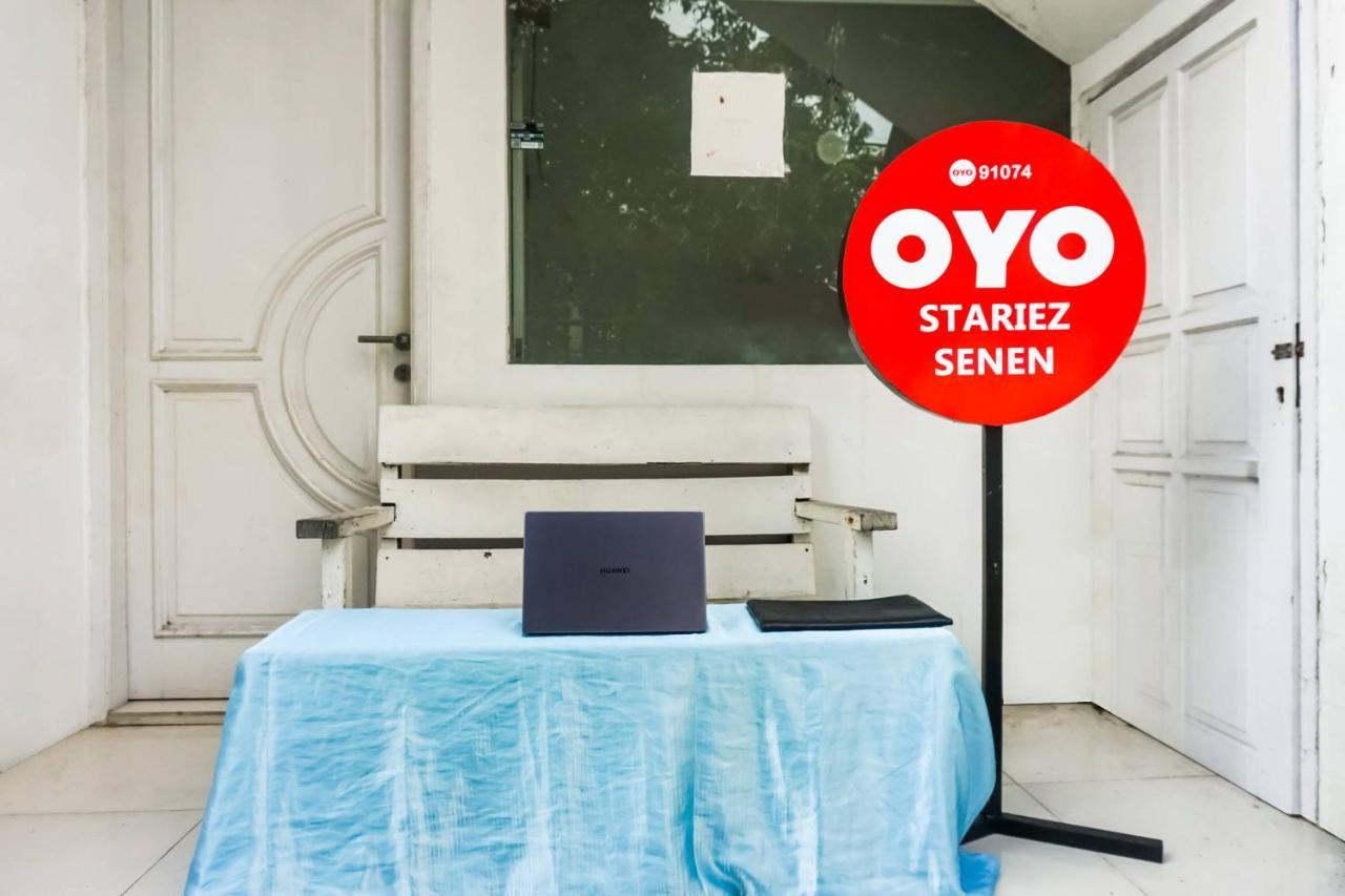 Hotel Super Oyo 91074 Stariez Senen Syariah à Jakarta Extérieur photo