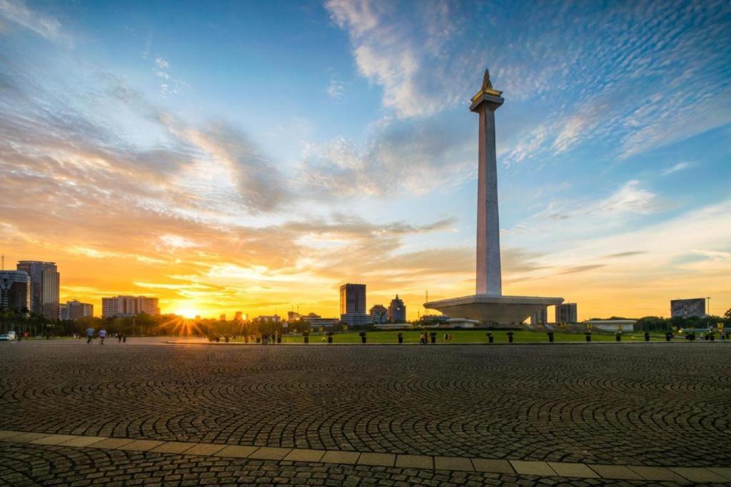 Hotel Super Oyo 91074 Stariez Senen Syariah à Jakarta Extérieur photo
